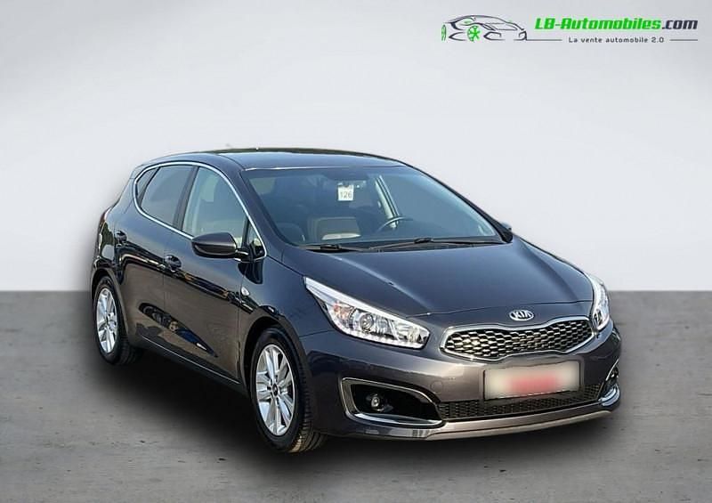 Utilisé 2018 Kia Ceed Berline | 17 800 € (Prix juste) - Image 1/4