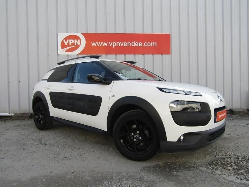 Occasion Citroën C4 Cactus Shine 102 ch (75 kW) 2015 Citadine