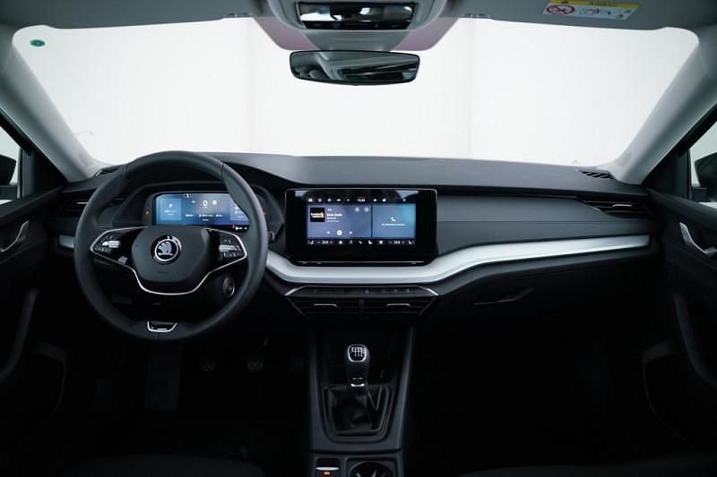 Image 3/4