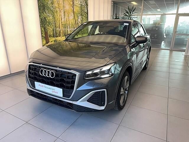 Gris daytona nacré Utilisé 2021 Audi Q2 Advanced Plus SUV | 20 990 € (Prix juste) - Image 1/4