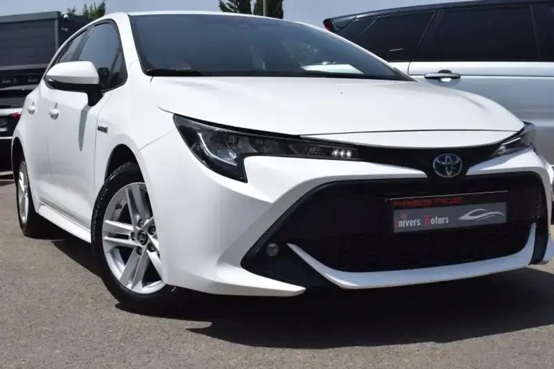 Blanc Utilisé 2019 Toyota Corolla Business Edition Berline | 17 900 € (Prix assez cher) - Image 1/4