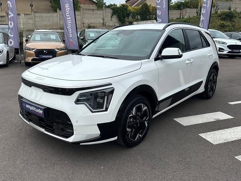 Blanc Utilisé 2023 Kia e-Niro 2 SUV | 29 199 € (Prix juste) - Image 1/4