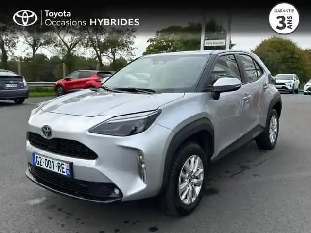 Gris minéral (m) Occasion 2024 Toyota Yaris Cross Business Edition SUV | 23 480 € (Prix juste) - Image 1/4