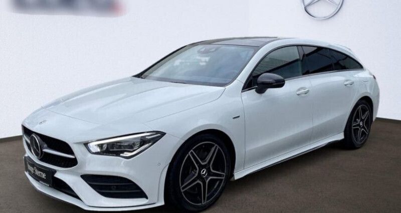 Utilisé 2020 Mercedes CLA220 Shooting Brake AMG line Break | 38 900 € - Image 1/4