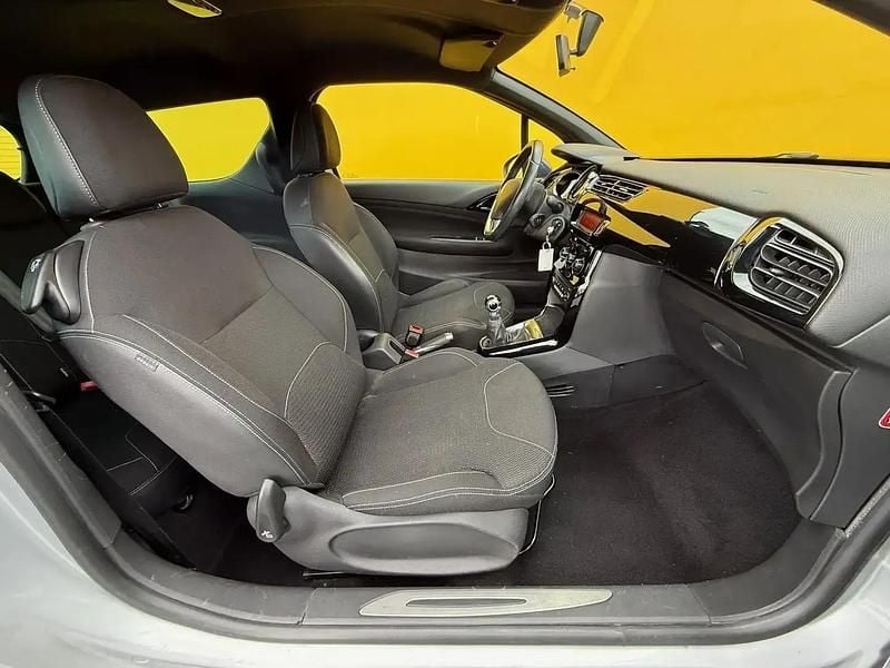 Occasion Citroën DS3 So Chic 94 ch (69 kW) 2014 Gris Berline