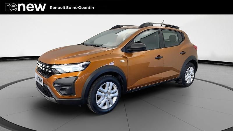 Beige Utilisé 2024 Dacia Sandero Essentiel Citadine | 13 990 € (Bon prix) - Image 1/4