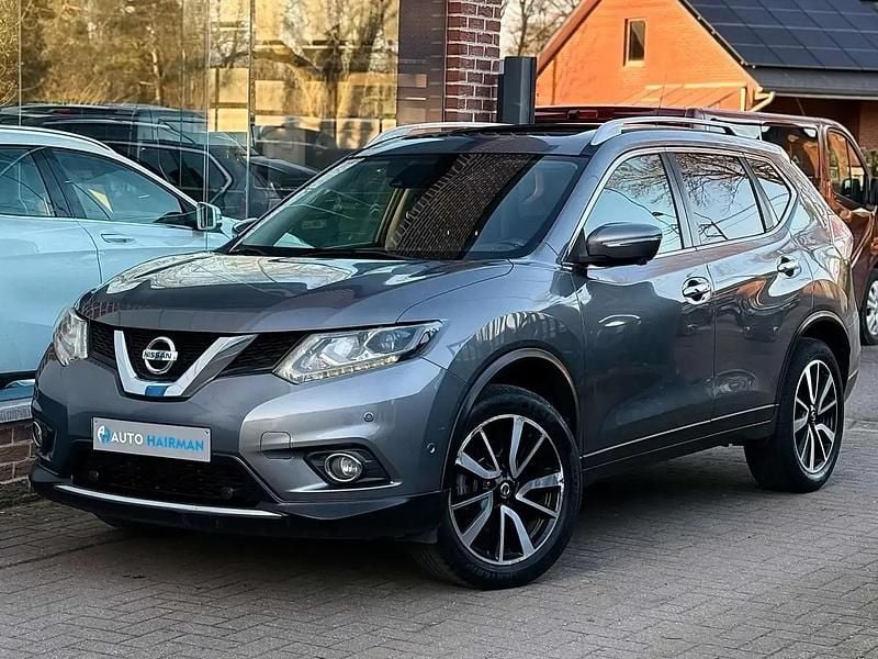 Gris Utilisé 2016 Nissan X-Trail Tekna SUV | 11 950 € (Prix assez cher) - Image 1/4
