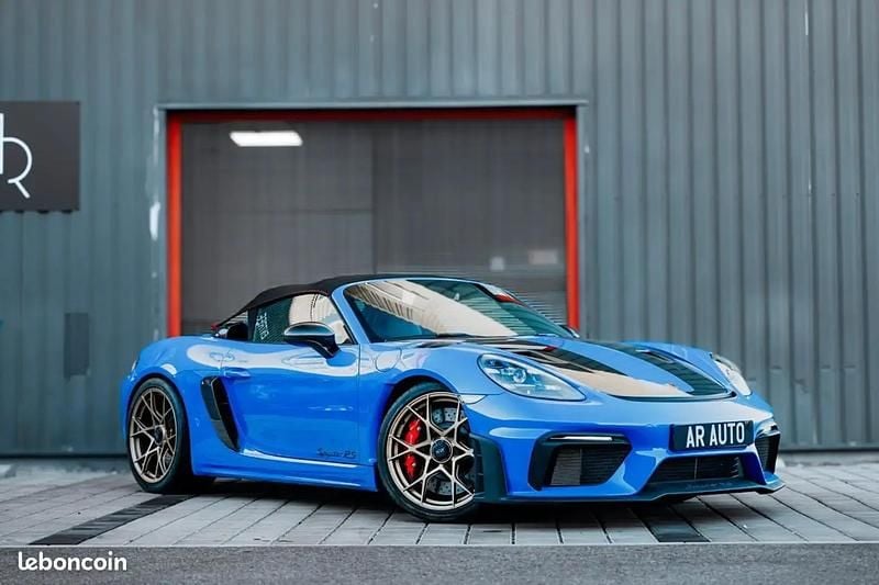 Bleu Nouvelle 2025 Porsche 718 Spyder Cabriolet | 224 990 € - Image 1/4