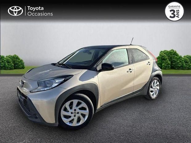 Noir Utilisé 2023 Toyota Aygo Design Citadine | 14 990 € (Prix juste) - Image 1/4