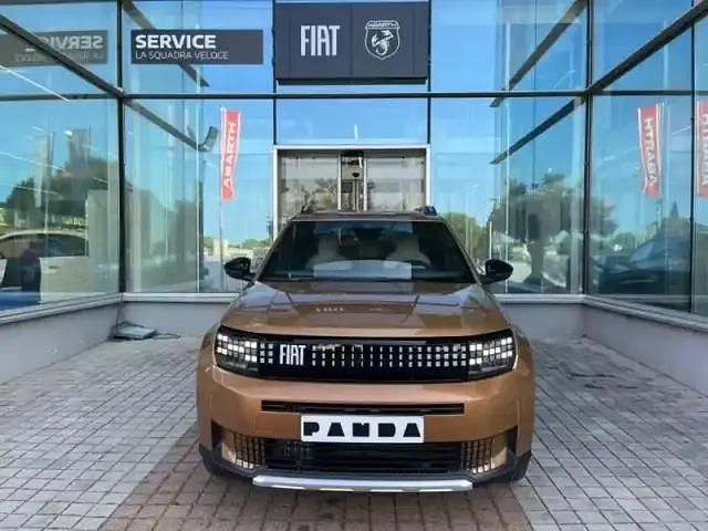 Occasion Fiat Grande Panda La Prima 2025 Bronze luna métallisé Citadine