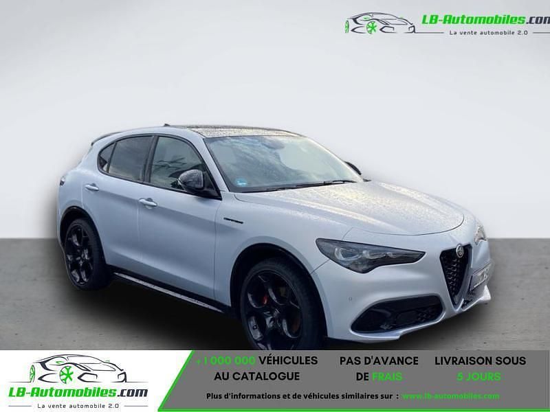 Utilisé 2023 Alfa Romeo Stelvio SUV | 42 400 € (Prix cher) - Image 1/4