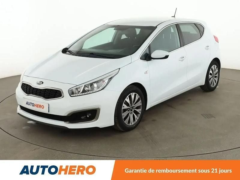 Blanc Occasion 2016 Kia Ceed Citadine | 9 590 € (Prix juste) - Image 1/2