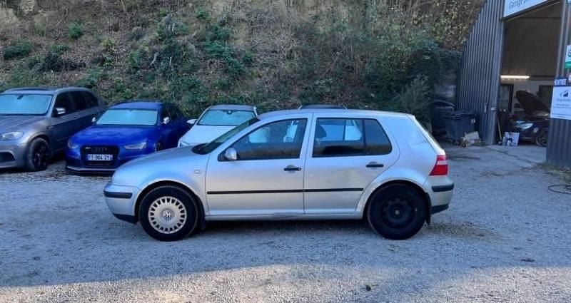 Occasion VW Golf IV Comfortline 103 ch (75 kW) 2002 Gris Berline