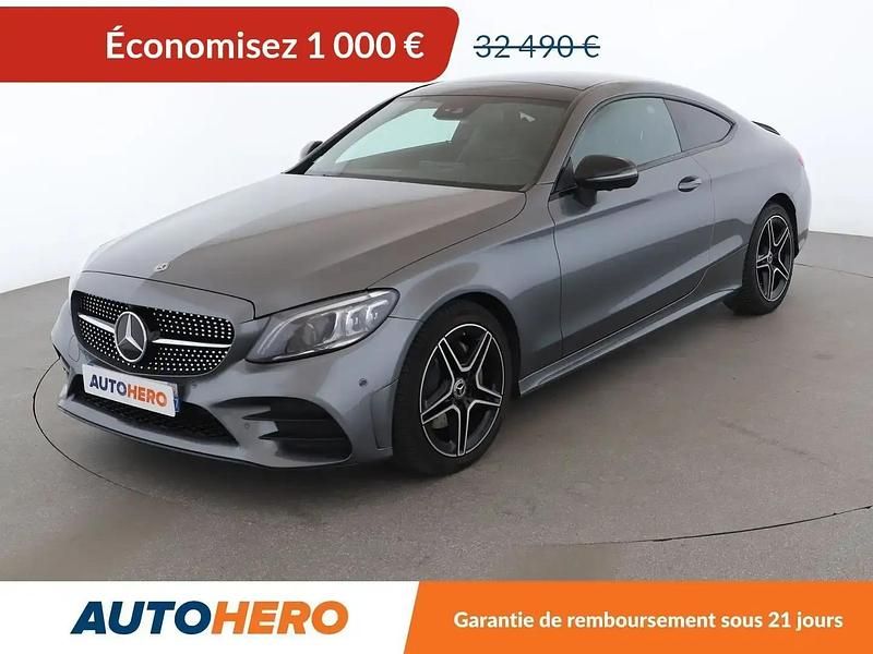 Gris Utilisé 2018 Mercedes C220 AMG line Coupé | 31 490 € (Prix juste) - Image 1/2