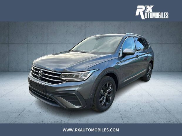 Gris Utilisé 2025 VW Tiguan Allspace Life SUV | 46 200 € (Prix juste) - Image 1/4