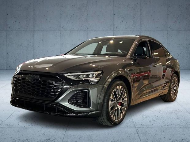 Gris Utilisé 2023 Audi Q8 e-tron Design SUV | 69 990 € (Super prix) - Image 1/4