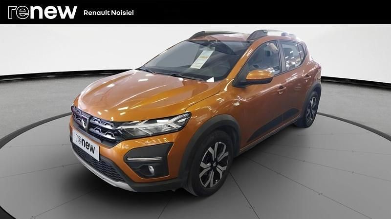 Orange Utilisé 2021 Dacia Sandero Comfort Citadine | 13 890 € (Prix juste) - Image 1/4