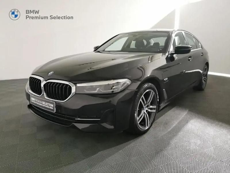Noir Occasion 2021 BMW 530 Berline | 30 390 € (Prix juste) - Image 1/4