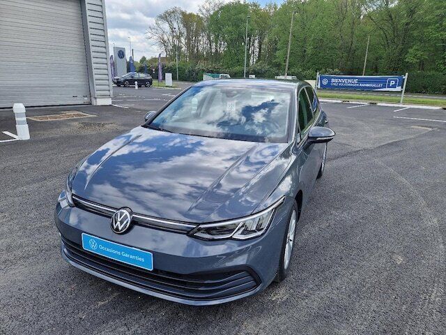 Utilisé 2024 VW Golf VIII Life | 26 900 € (Prix juste) - Image 1/3