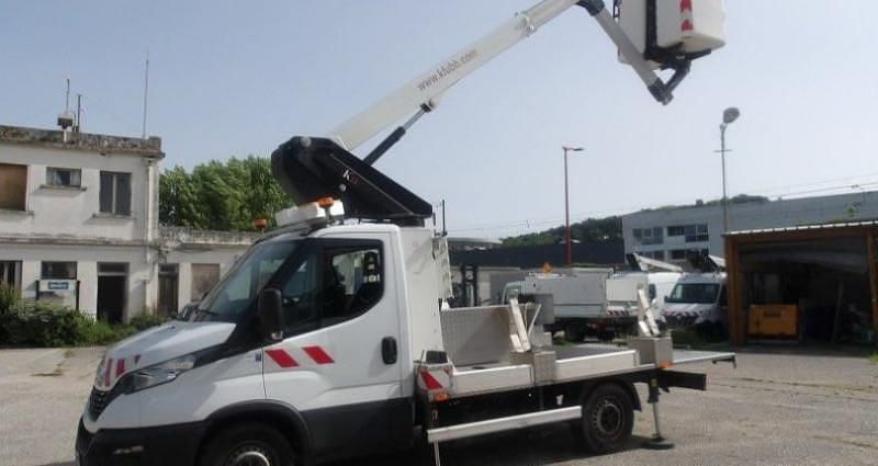Utilisé 2020 Iveco Daily | 26 388 € - Image 1/4
