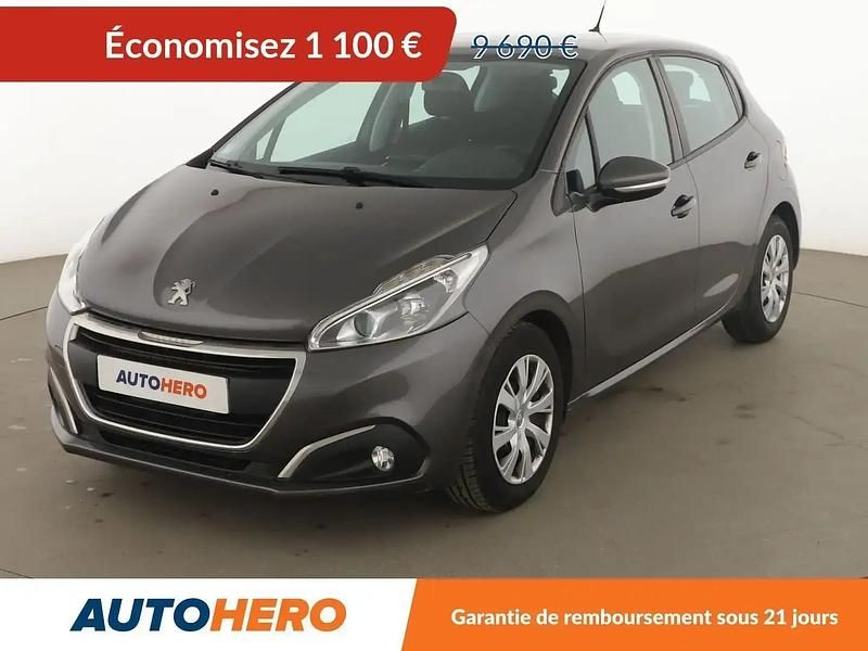 Noir Utilisé 2018 Peugeot 208 Business-Line Citadine | 8 590 € (Prix juste) - Image 1/2