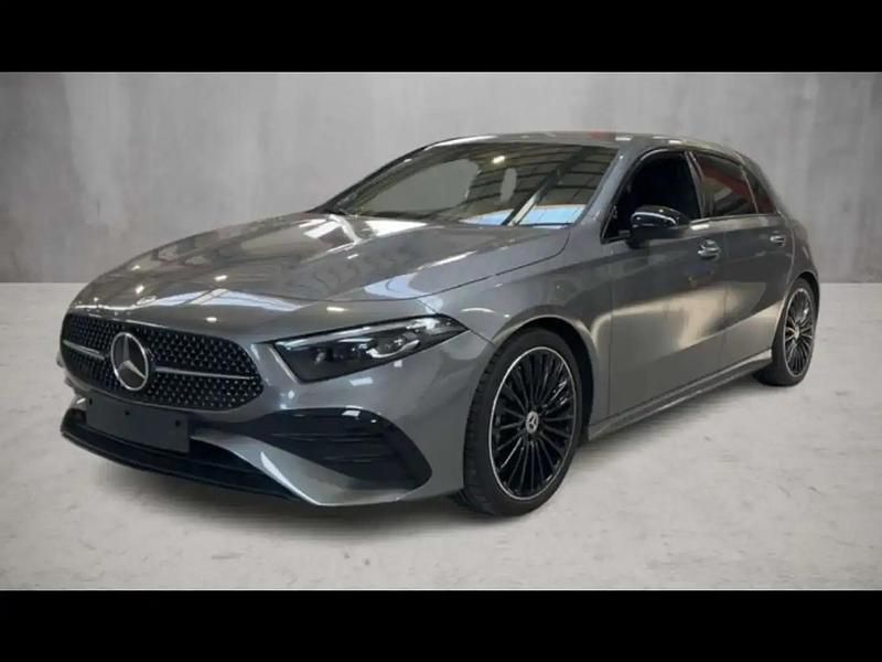 Gris Utilisé 2024 Mercedes A200 AMG Edition 1 Berline | 36 912 € - Image 1/3