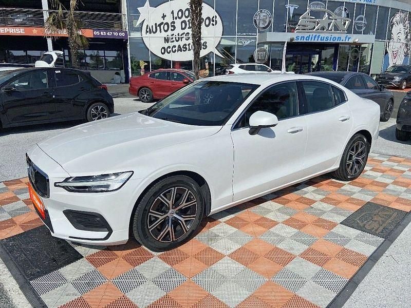 Blanc digital Utilisé 2024 Volvo S60 Core Berline | 29 950 € - Image 1/4