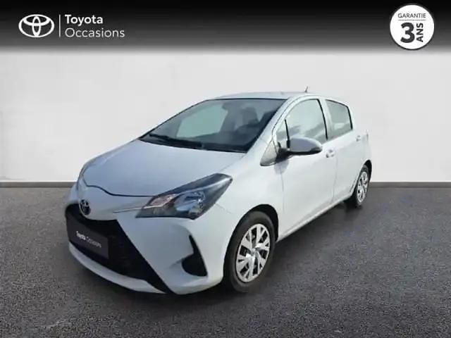 Blanc pur Utilisé 2019 Toyota Yaris Connect Style Berline | 14 980 € - Image 1/4