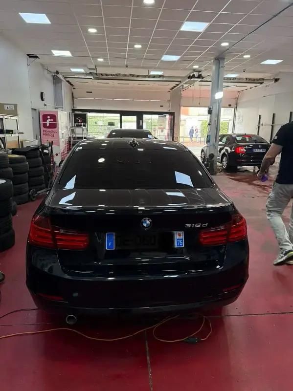 Utilisé 2014 BMW 318 Berline | 15 500 € (Prix juste) - Image 1/4