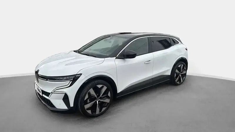 Blanc Utilisé 2023 Renault Mégane Techno Berline | 25 990 € (Bon prix) - Image 1/4
