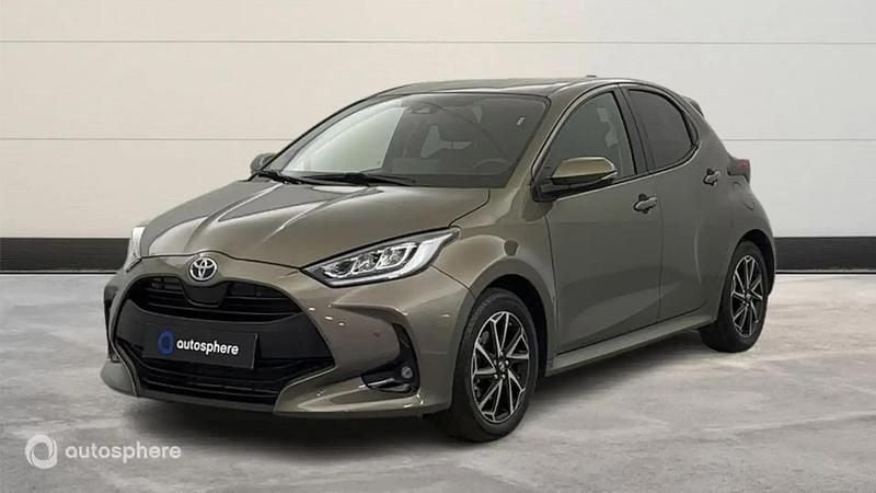 Utilisé 2022 Toyota Yaris Hybrid Design Berline | 20 499 € (Prix juste) - Image 1/4