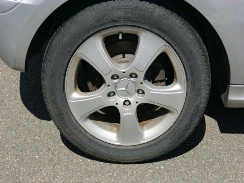 Image 3/3