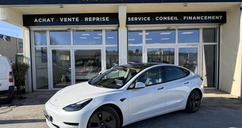 Occasion 2021 Tesla Model 3 Standard Range Berline | 21 990 € (Prix juste) - Image 1/4