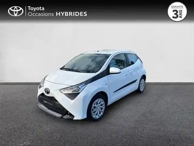 Blanc Utilisé 2019 Toyota Aygo X-play Citadine | 9 990 € (Prix juste) - Image 1/4
