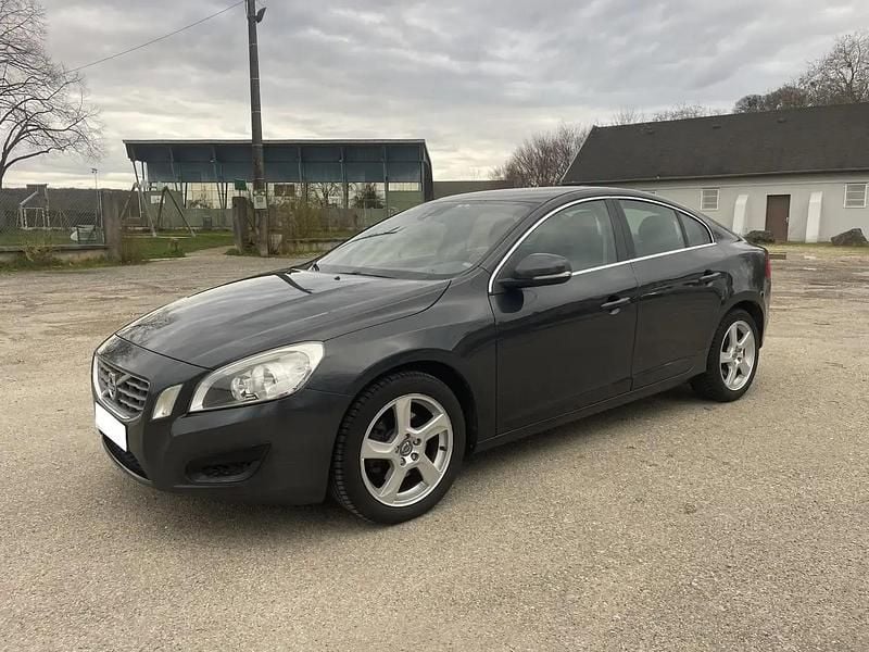 Gris Occasion 2010 Volvo S60 Kinetic Berline | 5 990 € - Image 1/4