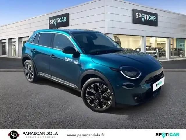 Bleu Utilisé 2024 Fiat 600E La Prima SUV | 34 800 € (Prix cher) - Image 1/4
