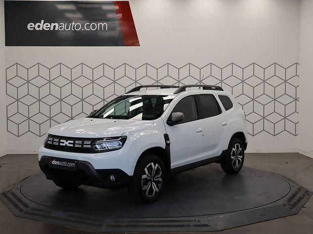 Blanc Utilisé 2023 Dacia Duster Journey SUV | 18 780 € (Prix juste) - Image 1/4