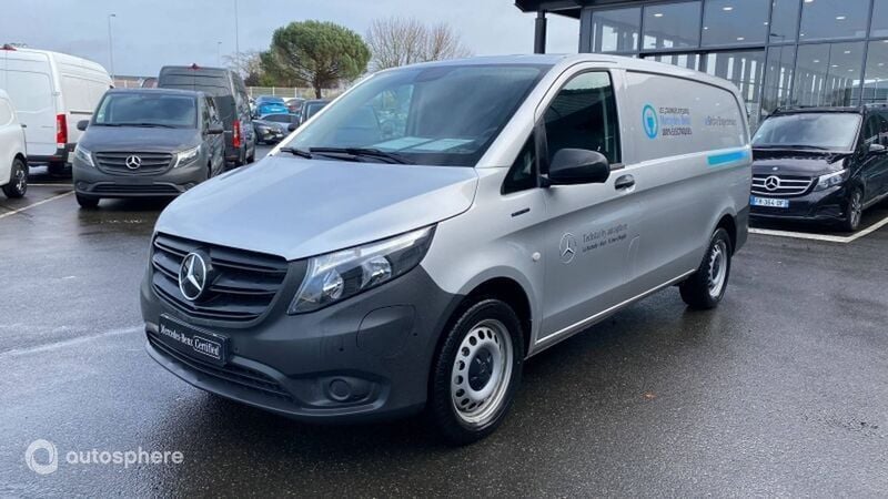 Argent adamantin métallisée Utilisé 2023 Mercedes e-Vito Monospace | 27 390 € (Bon prix) - Image 1/4