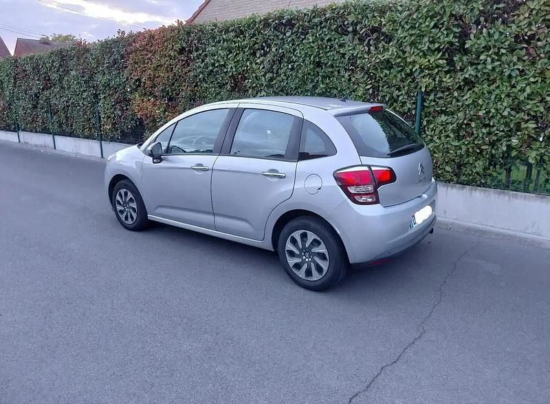 Image 2/4