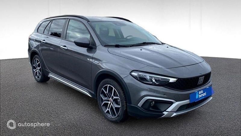 Occasion Fiat Tipo Cross 131 ch (96 kW) 2023 Gris Break