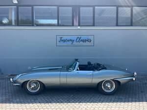 Gris Utilisé 1969 Jaguar E-Type Cabriolet | 125 000 € - Image 1/4