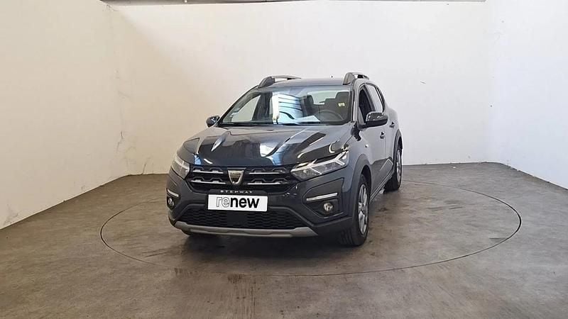 Gris Utilisé 2022 Dacia Sandero Comfort Citadine | 13 890 € (Prix juste) - Image 1/4