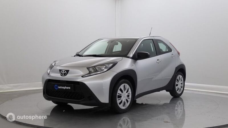 Gris Utilisé 2022 Toyota Aygo Citadine | 15 799 € (Prix cher) - Image 1/4