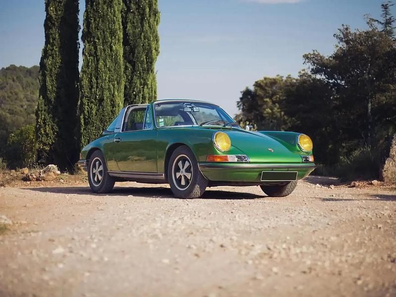 Occasion Porsche 911 165 ch (121 kW) 1972 Vert Cabriolet