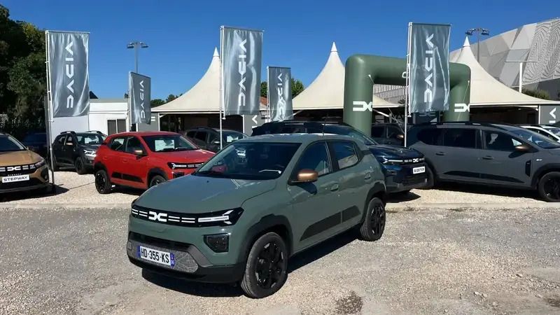 Vert Nouvelle 2025 Dacia Spring Extreme Citadine | 20 290 € - Image 1/3