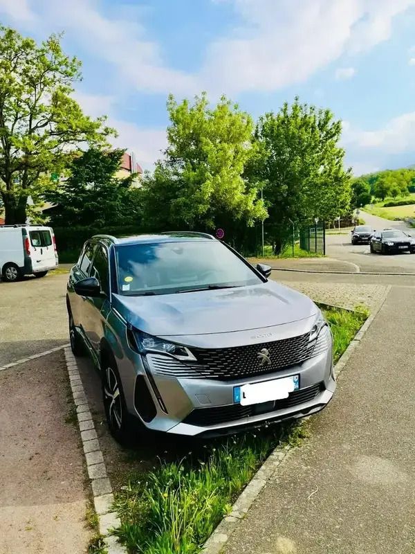 Utilisé 2020 Peugeot 5008 GT-line Monospace | 29 490 € (Prix cher) - Image 1/4