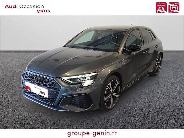 Gris daytona nacré Utilisé 2024 Audi A3 Sportback e-tron Competition Citadine | 42 990 € - Image 1/4