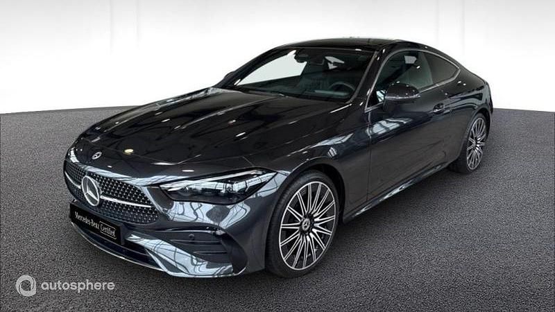 Gris Utilisé 2024 Mercedes 200 AMG line Coupé | 61 490 € (Prix assez cher) - Image 1/4