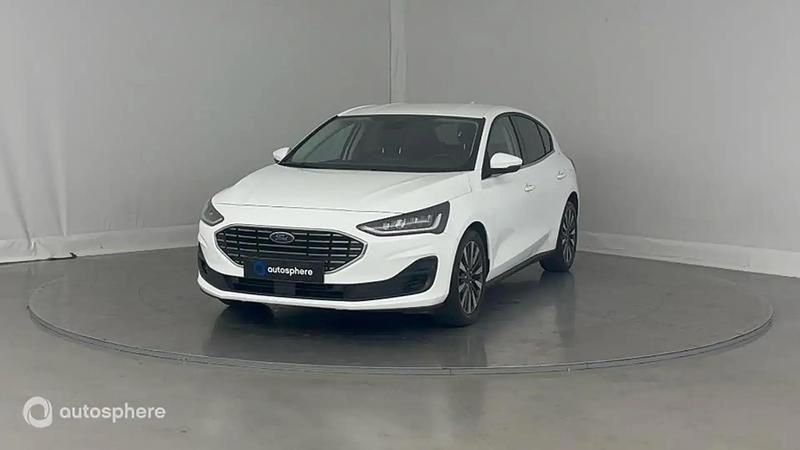Blanc Utilisé 2023 Ford Focus Style Berline | 18 999 € (Prix juste) - Image 1/4