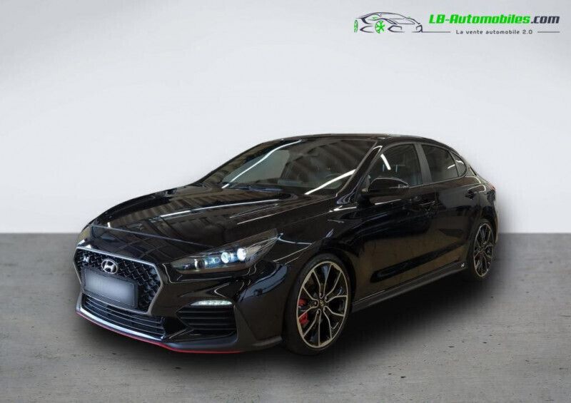 Utilisé 2019 Hyundai i30 Berline | 29 700 € (Prix juste) - Image 1/4